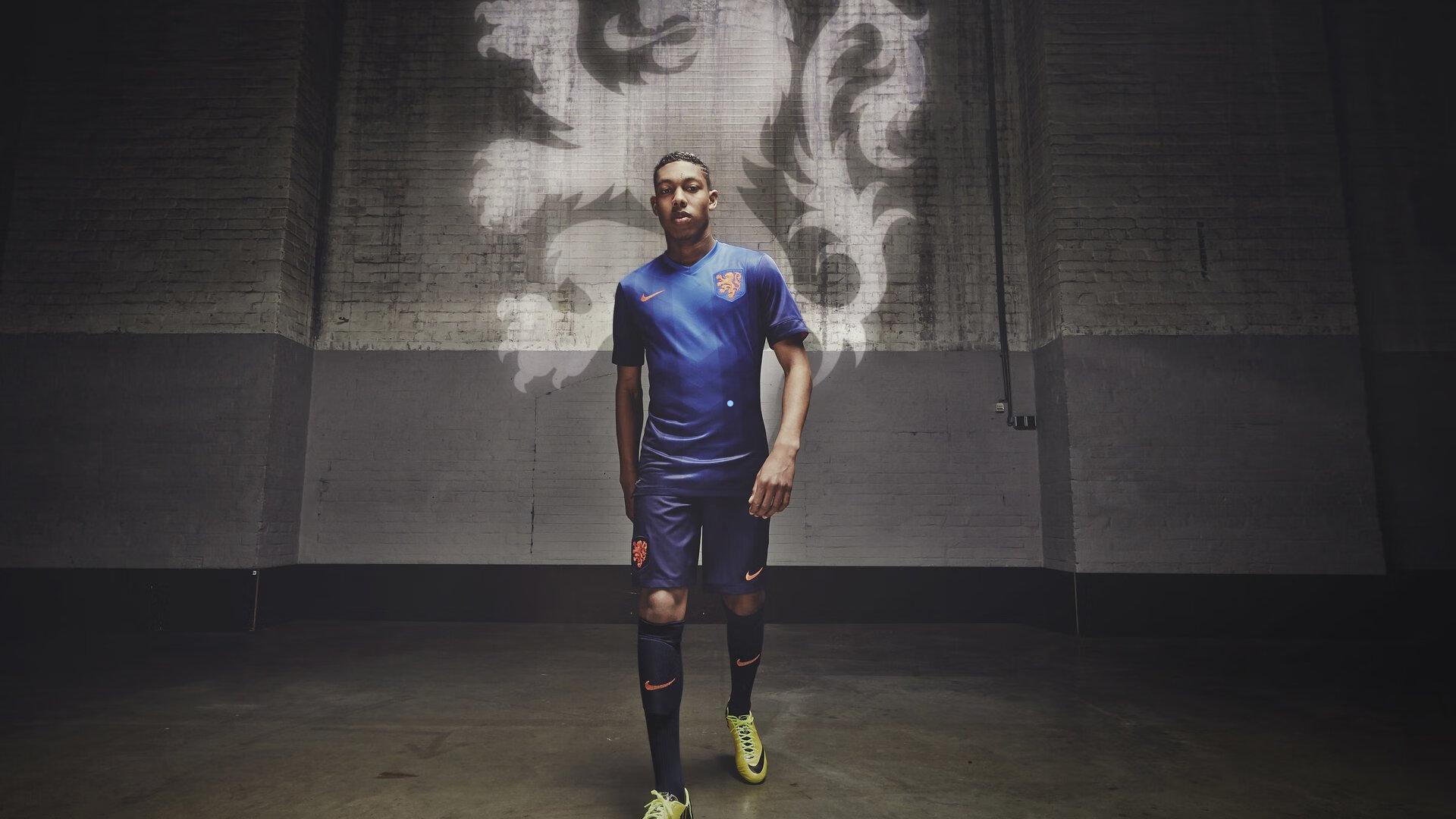 中国U23亚洲杯强势启航，一胜一平领跑小组，韩媒惊叹黄金一代威慑足坛